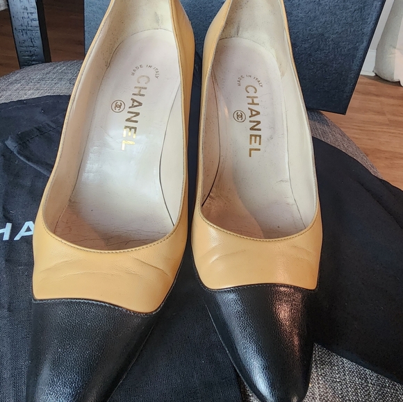 Authentic CHANEL Black and Tan Heels - Picture 6 of 15